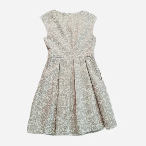 ELIZA J ~ Cream and Gold Jacquard Patterned Dress w/Pockets and Jewel Neckline - Picture 4 of 9